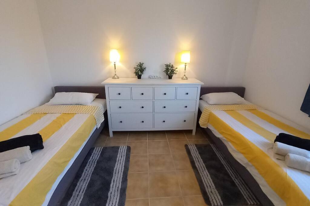 Sunset Suite Victoria Εξωτερικό φωτογραφία